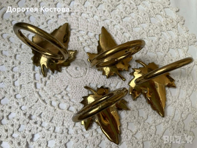Красиви месингови пръстени за текстилни салфетки от Англия във формата на листа, 4 бр, снимка 6 - Аксесоари за кухня - 52666481