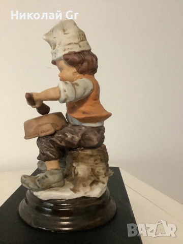 Фигурка  порцелан отличен състояние стил Каподемонте височина 19 см, снимка 4 - Колекции - 53084815