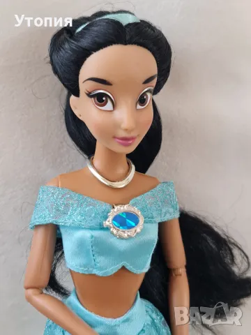 Осем принцеси The Disney Store , снимка 15 - Кукли - 49843890