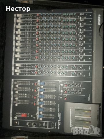 Аудио пулт Yamaha 8 канала, снимка 1 - Ресийвъри, усилватели, смесителни пултове - 45584642