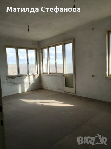 Къща близнак в с. Страшимирово – 200 кв.м обща площ с гараж, склад и висок тавански етаж!, снимка 13 - Къщи - 53094127