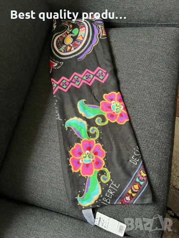 Уникален шал на Desigual , снимка 3 - Шалове - 53571642