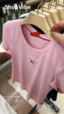 Дамска тениска Guess;Hugo реплика ААА+, снимка 4 - Тениски - 53638385