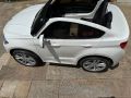 Акумулаторна кола лиценз двуместна BMW X6 White, снимка 5