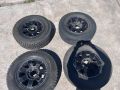 Зимни гуми с джанти от Хамър 16-ки, снимка 1 - Гуми и джанти - 45293883