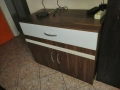 Продавам шкаф 79/45/73, снимка 1
