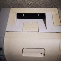 Цветен лазерен принтер HP, снимка 4 - Принтери, копири, скенери - 45380587