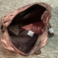 Чанта тип сак Victoria's Secret PINK duffle bag , снимка 9 - Чанти - 30944049