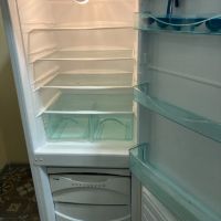 Хладилник с фризер Polar , снимка 3 - Хладилници - 45324197