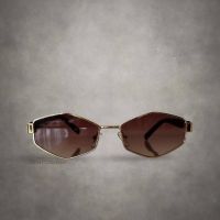 Слънчеви очила , снимка 1 - Слънчеви и диоптрични очила - 45350877