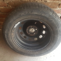Желязна джанта с гума за Форд Фокус , снимка 2 - Гуми и джанти - 44958440