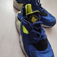 Дамски маратонки Nike, снимка 2 - Маратонки - 45370611