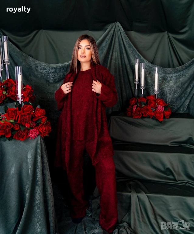 Червен Дамски Комплект С Шал, снимка 1