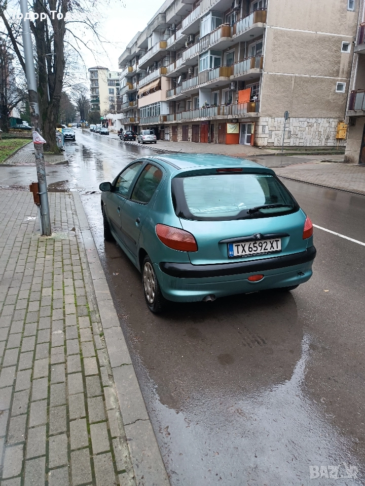 продавам автомобил, снимка 1