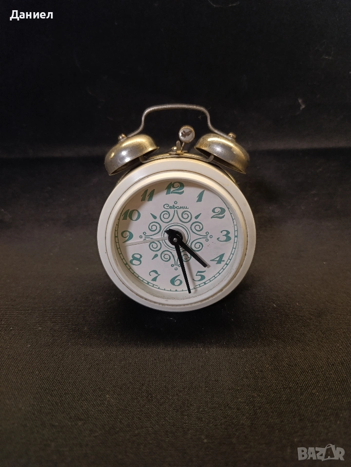 Съветски будилник Севани, снимка 1