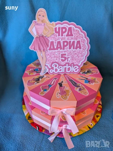 Картонена торта Барби, снимка 1
