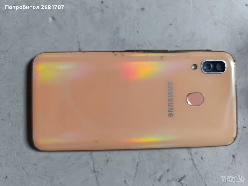 телефон Самсунг А 40, снимка 1