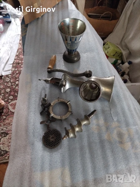 Машинка за мелене на месо, зеленчуци, пюрета, вечна, антика, снимка 1