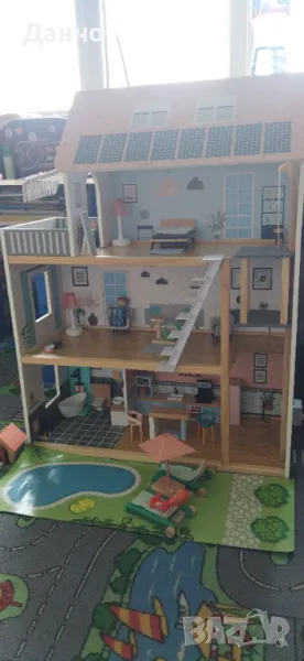Детска къща на три етажа, снимка 1