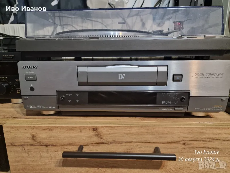 Видео рекордер Sony DHR-1000UX, снимка 1