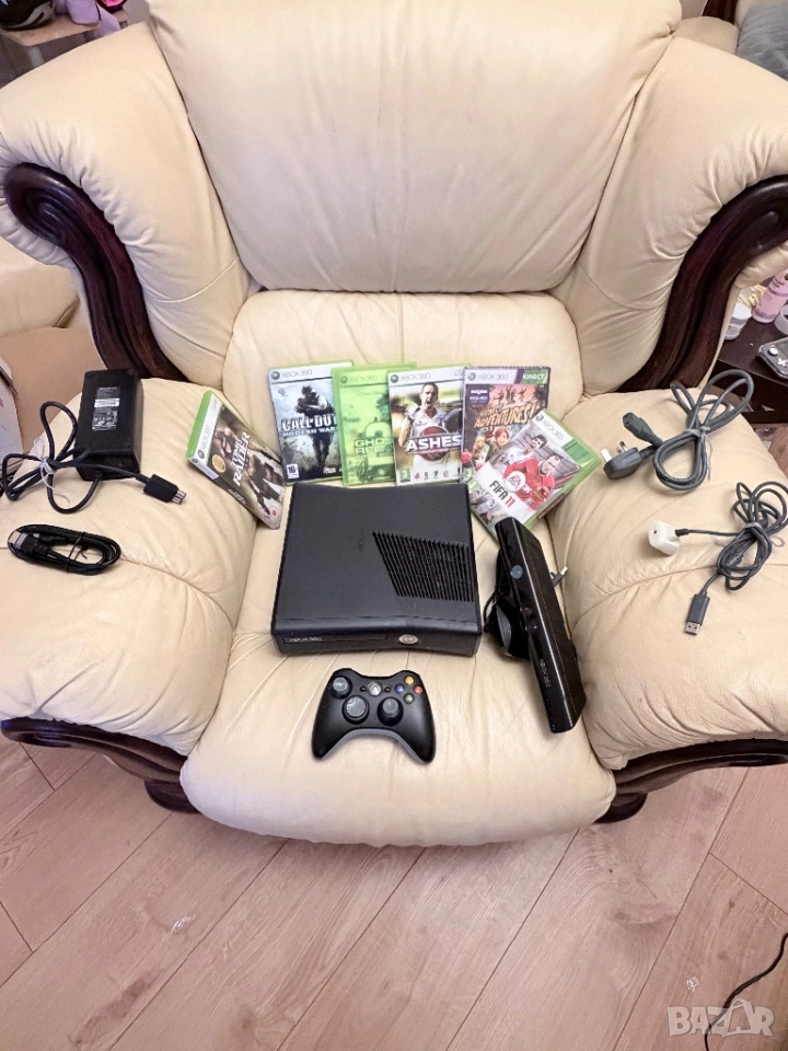 Xbox 360 S + Kinect | Пълен комплект + игри | Работи отлично, снимка 1