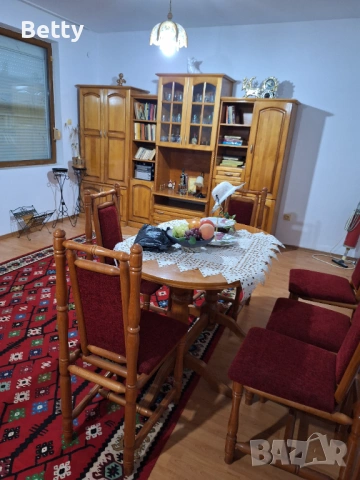 Холна гарнитура, трапезен комплект и секция