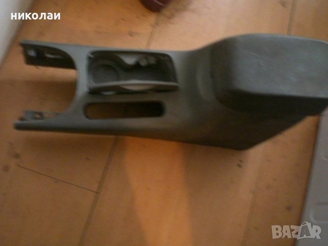 подлакътник за джип кола , снимка 3 - Аксесоари и консумативи - 52320997