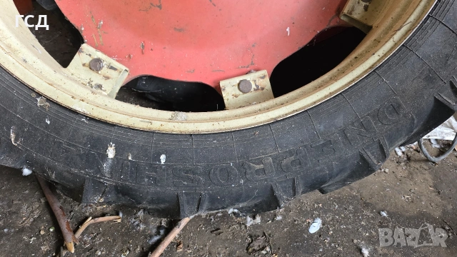 Тесни гуми с джанти от трактор Фенд Варио , снимка 2 - Гуми и джанти - 53514972