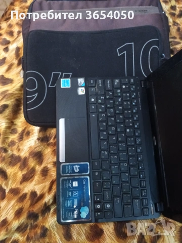 Малък лаптоп за части