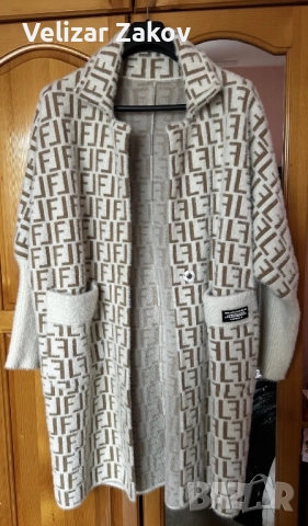 Бяло палто тип алпака супер меко и стилно