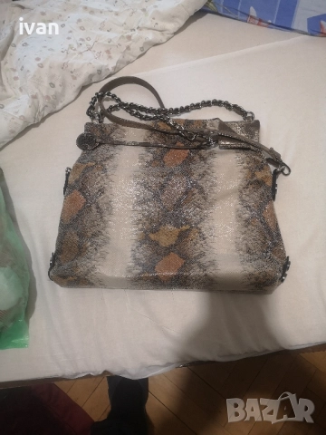 дамска Марков чанта от змийска кожа , снимка 11 - Чанти - 51793852