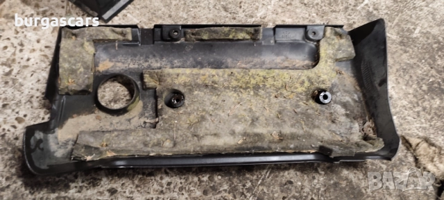 Капак двигател Toyota Corolla Verso 1.8-129к.с1ZZFE -50лв, снимка 2 - Части - 52186820