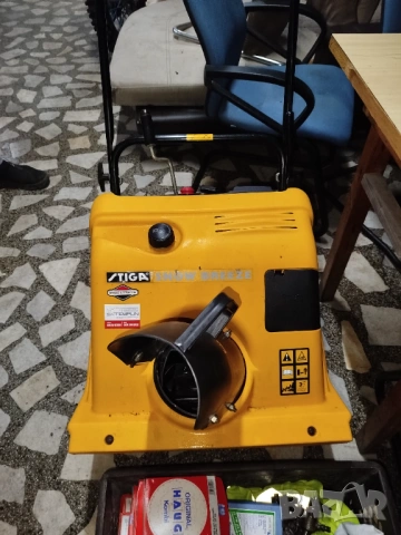 роторен мини снегорин- Stiga snow breeze-двигател Briggs & Stratton, снимка 3 - Други - 53481067
