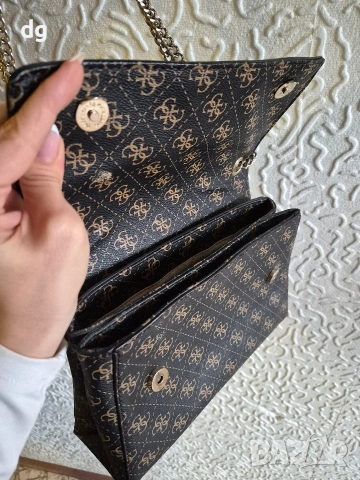 Портмоне и чанта GUESS, снимка 8 - Чанти - 54276424