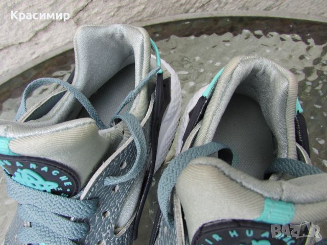 Дамски маратонки Nike Huarache Run, снимка 12 - Маратонки - 46398491
