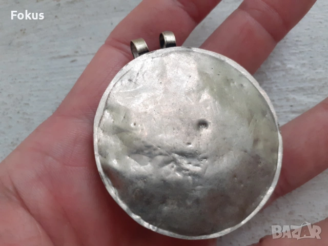 Стар антикварен медальон с лапис лазули, снимка 4 - Антикварни и старинни предмети - 53423707