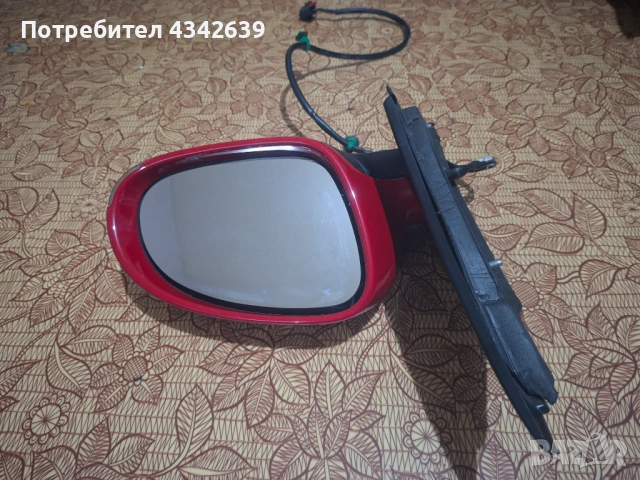 Golf V странично огледало, снимка 2 - Автомобили и джипове - 54274017