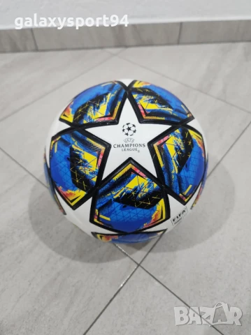 Синя Топка Звезда Champions LEAGUE 2025 за Футбол три модела