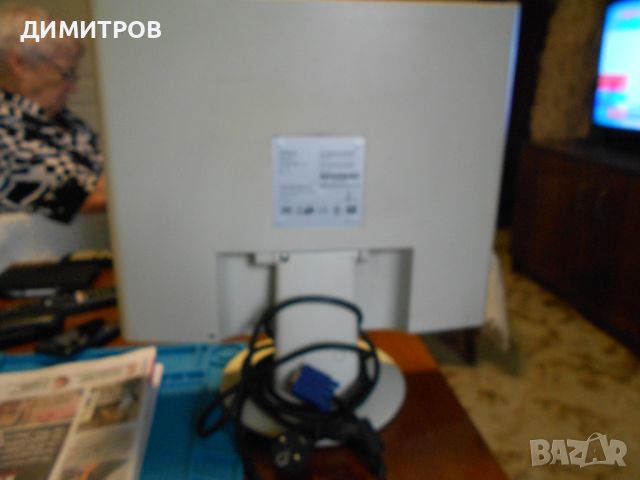 LCD MONITOR  19”  FUJITSU SIEMENS, снимка 5 - Монитори - 46479949