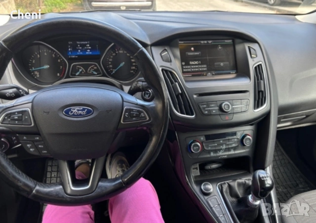 Форд Фокус 1.0i, снимка 4 - Автомобили и джипове - 53853595