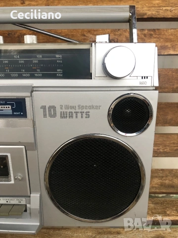 Радиокасетофон  Club 6001(Germany)!, снимка 4 - Радиокасетофони, транзистори - 53266168