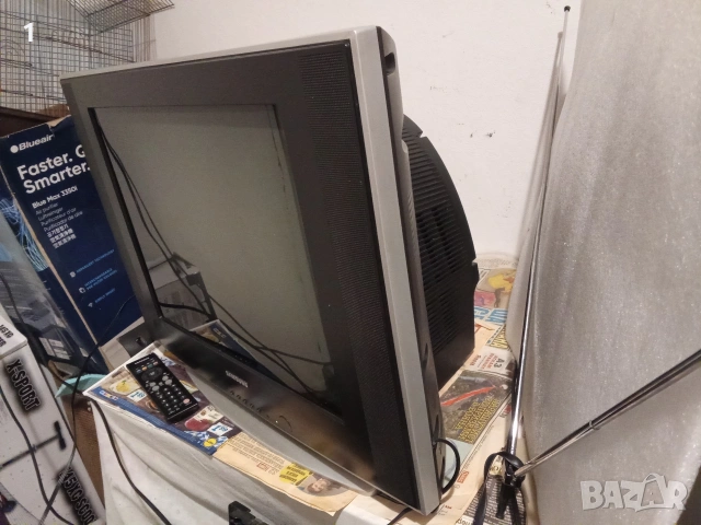 Телевизор Samsung , снимка 13 - Телевизори - 54024345