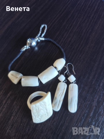 Стилни комплекти😘 изработени от кост от рог🥰, снимка 3 - Бижутерийни комплекти - 52594342