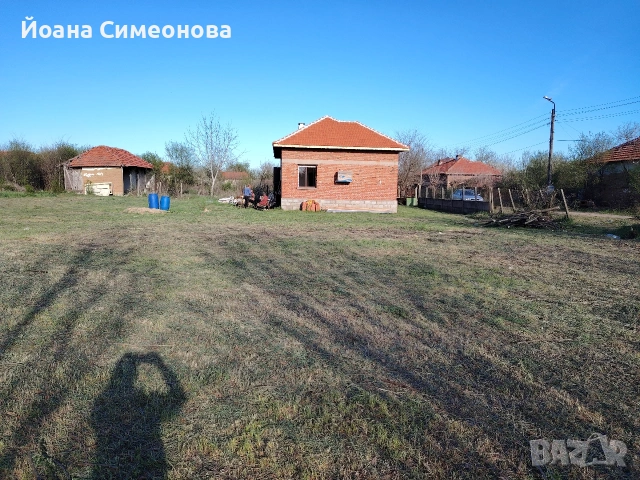 имот в тих район, снимка 3 - Къщи - 53559943