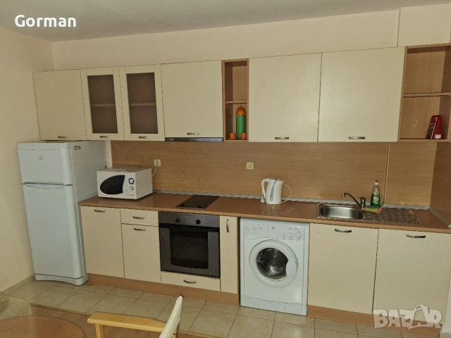 Двустаен под наем, напълно обзаведен