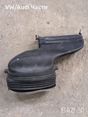 Въздуховод тръба за Голф 5 1.6 фси Volkswagen Golf 5 1.6 FSI 03C253817C, снимка 2 - Части - 50235191