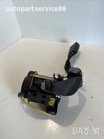 Колан за задна средна седалка за Rover 75 2.0 V6 (2002)