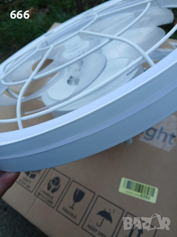 Вентилатор за таван с осветление и дистанционно управление., снимка 12 - Лампи за таван - 52979239