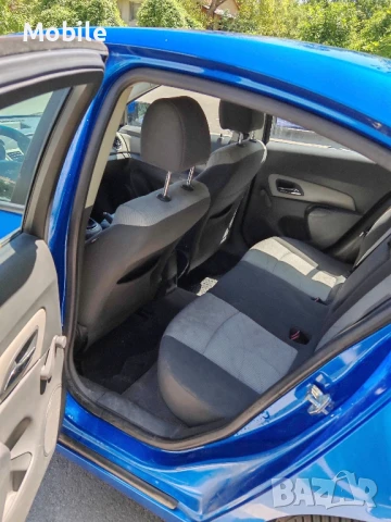 Chevrolet Cruze 1.6 Газ 2011, снимка 9 - Автомобили и джипове - 50879342