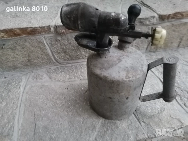 Стара Руска бензинова лампа